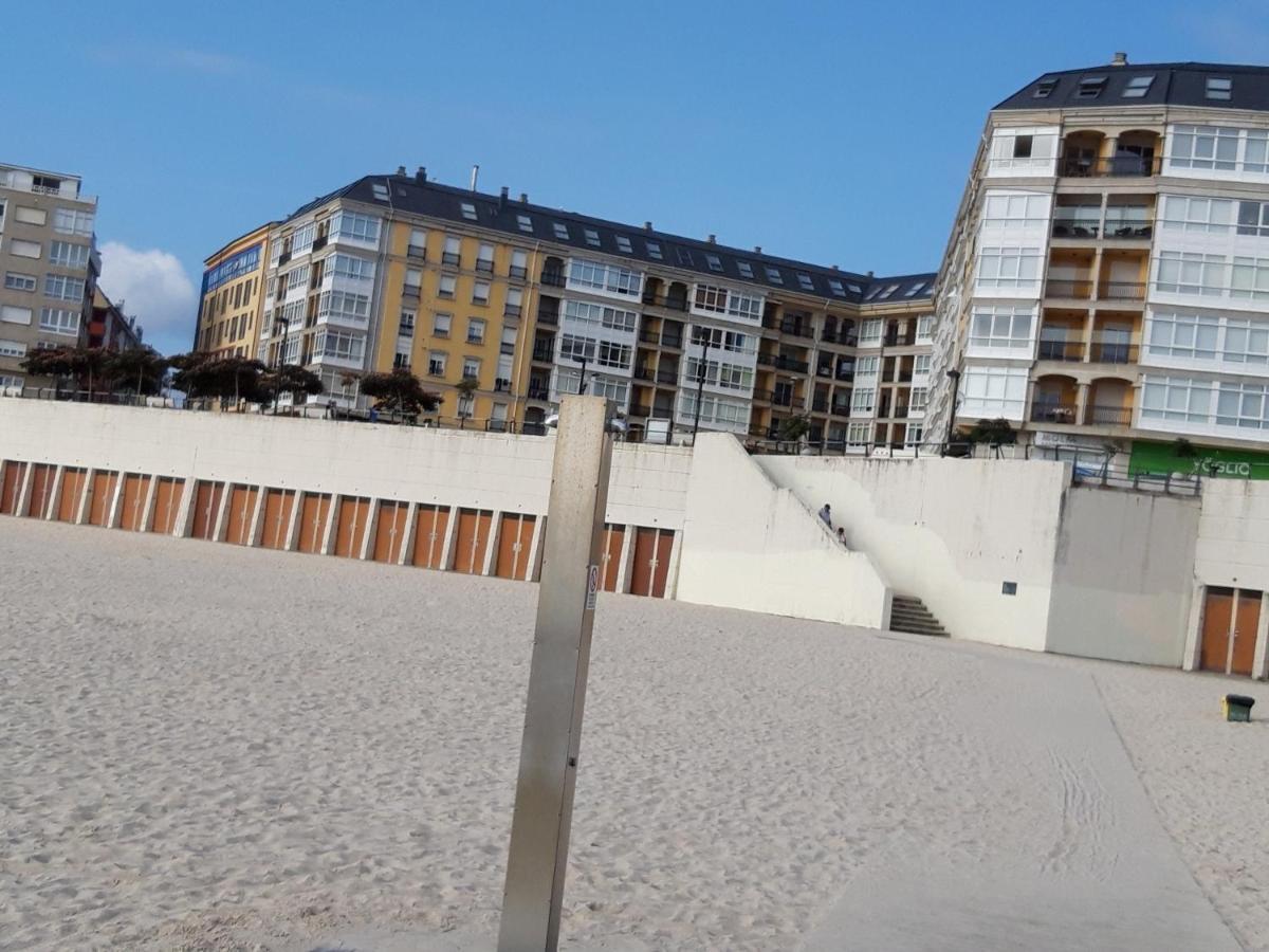 En Primera Linea De La Playa Rapadoira Foz Exteriör bild